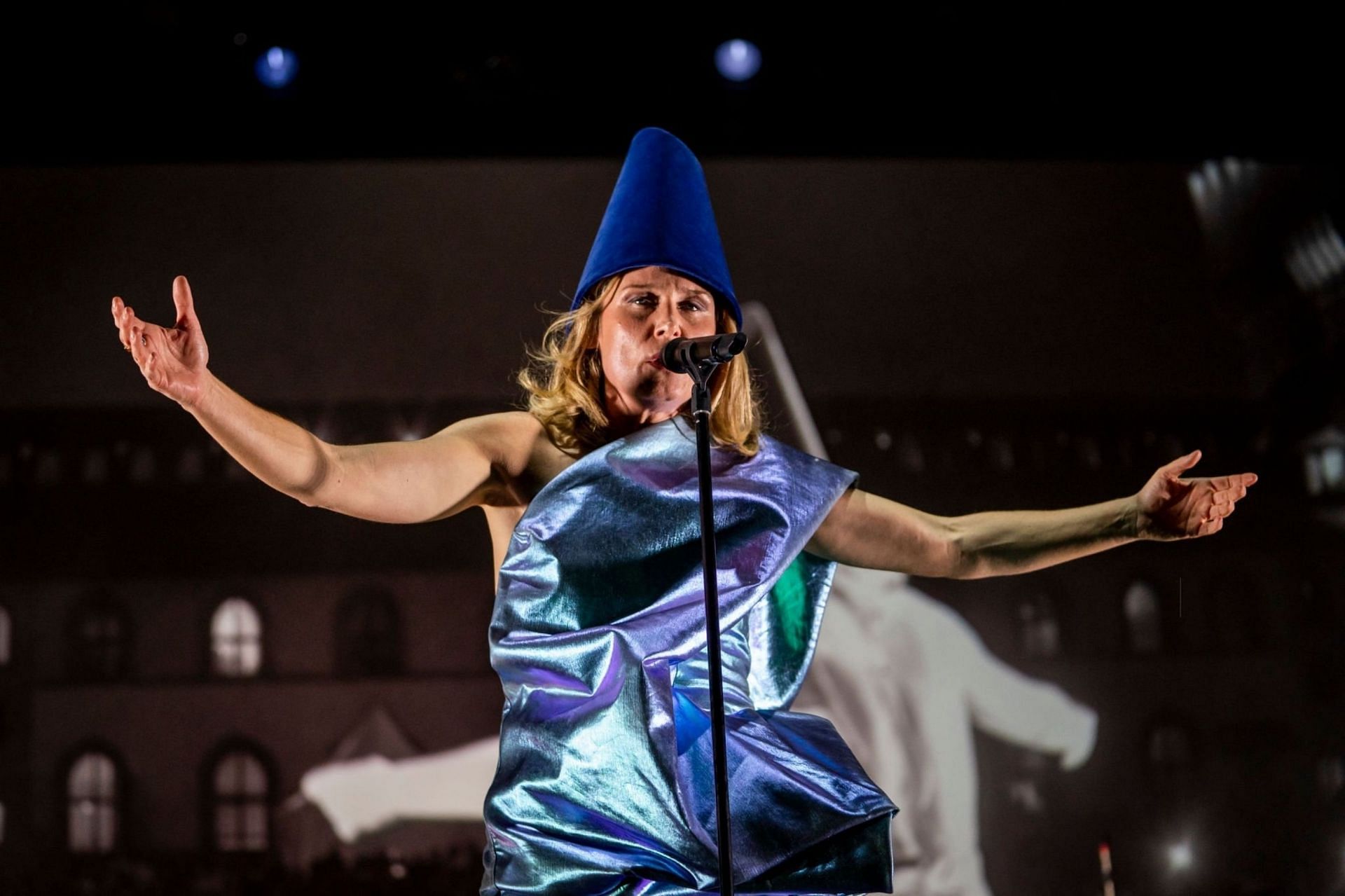 Roisin Murphy at  Castello Sforzesco. Milan on July 16, 2023 (Image via Getty Images)