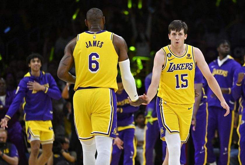 LeBron the brightest star among stars at Lakers home debut