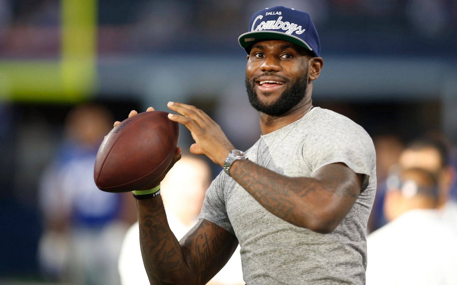 LeBron James in the NFL - Dallas Cowboys