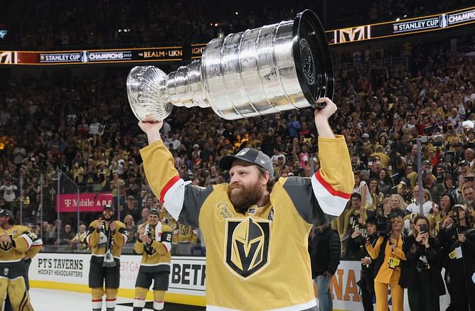Does NHL 'Ironman' Phil Kessel deserve a spot in the Hall of Fame?