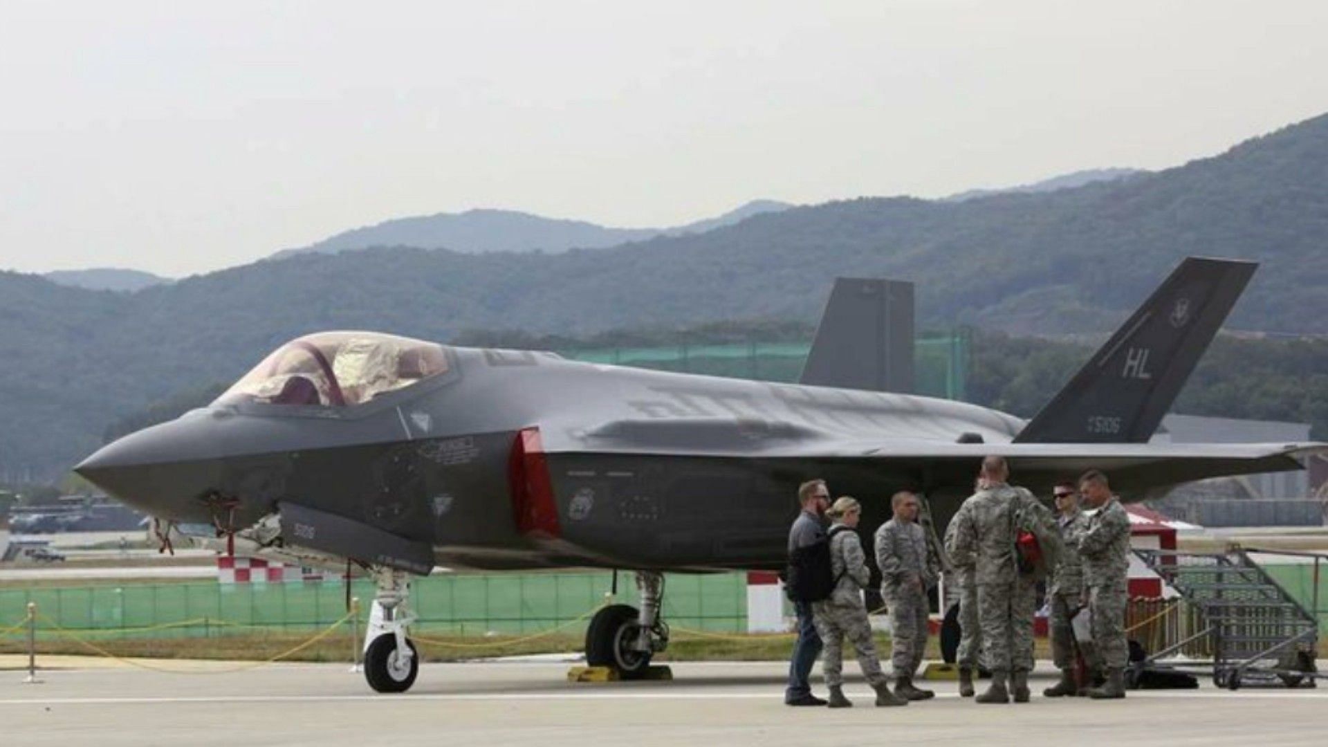 Missing F35 found in Williamsburg (Image via  GOD FATHER/X)