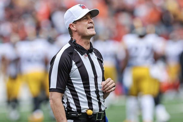 Four things you didn't know about NFL ref Ed Hochuli