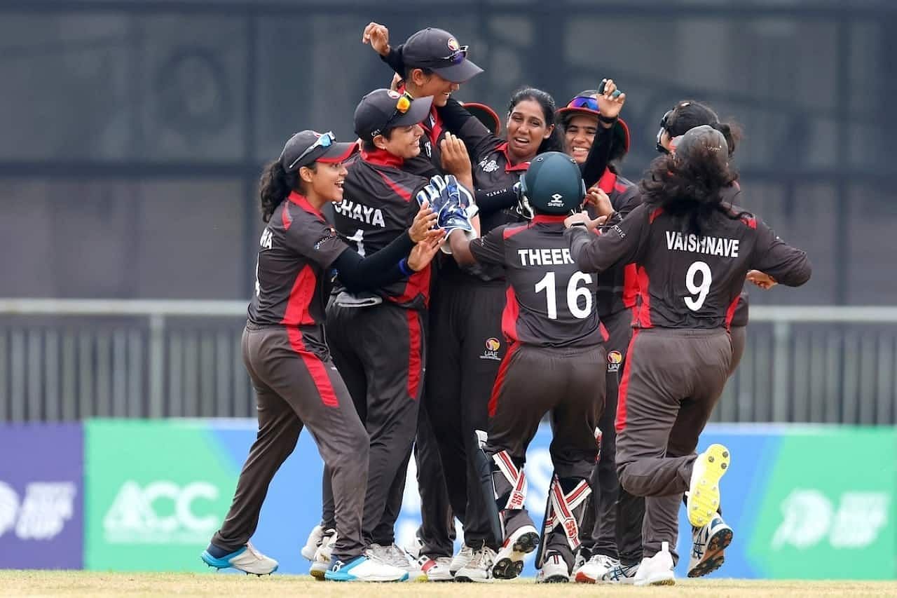 UAE Women in action (Image Courtesy: ProBatsman)