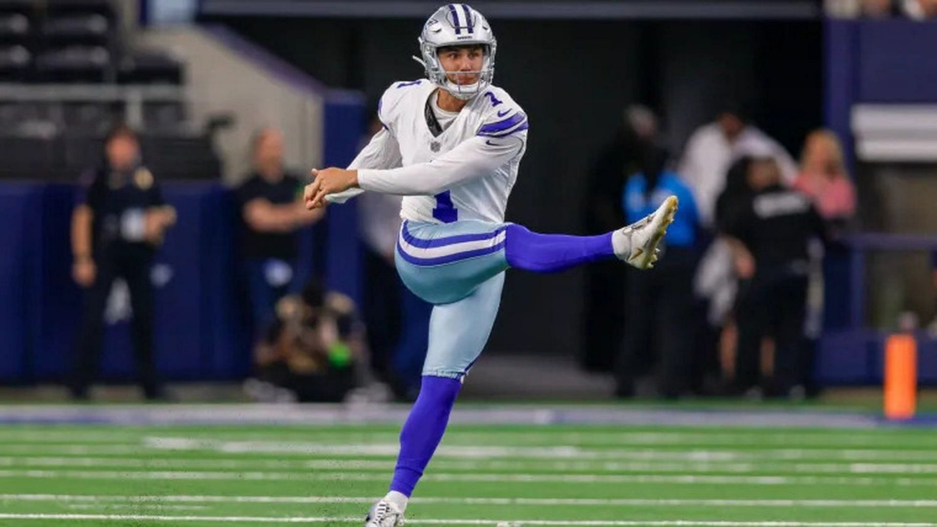 Brett Maher redeems himself with game-winning field goal for Cowboys