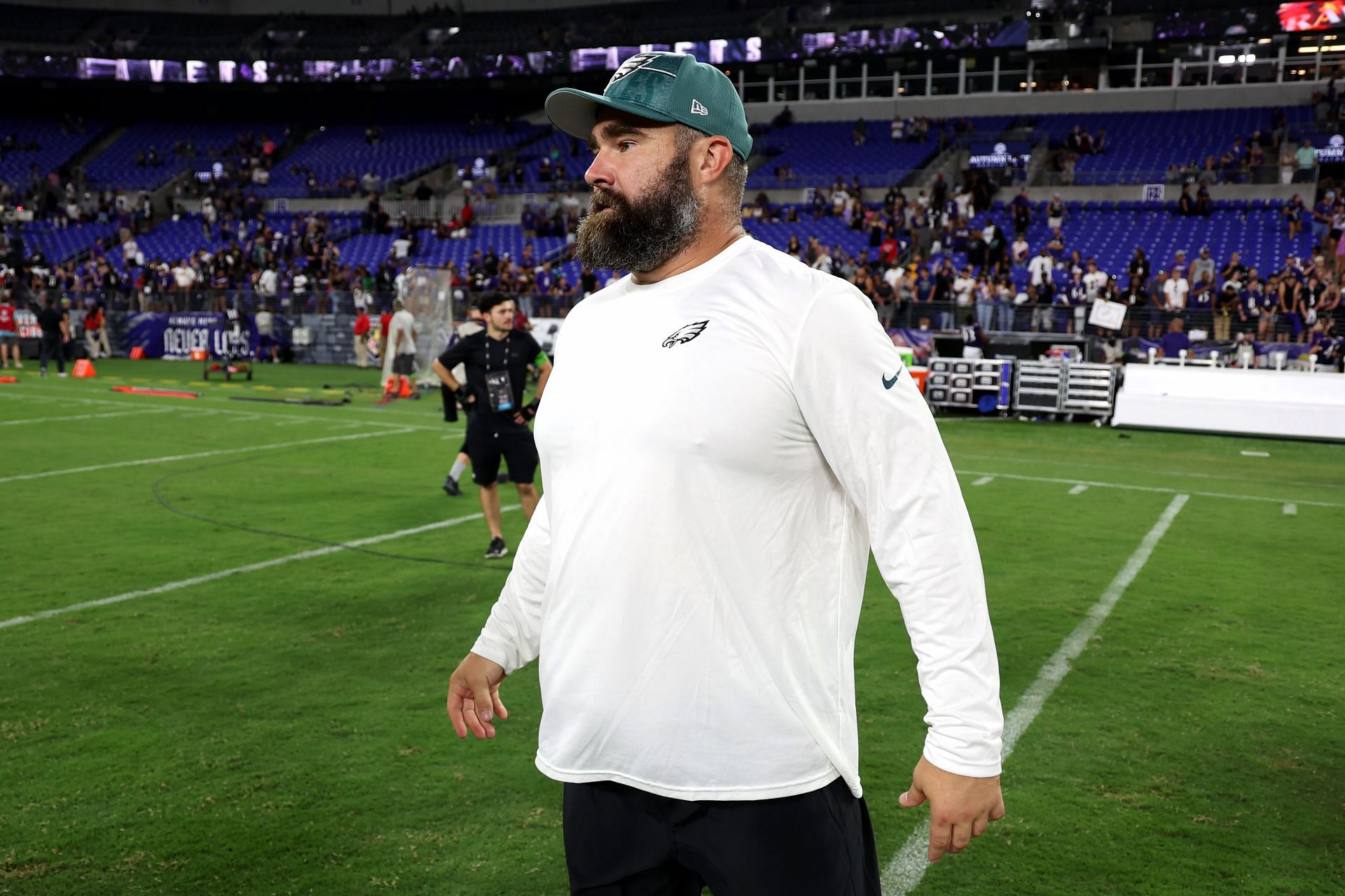 Eagles' Jason Kelce says no one was 'confrontational' on sideline when  Jalen Hurts was benched