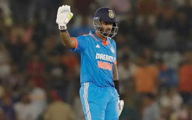 IND vs AUS : सूर्यकुमार यादव की बल्लेबाजी पर ऑस्ट्रेलियाई दिग्गज ने दिया बड़ा बयान, कही अहम बात