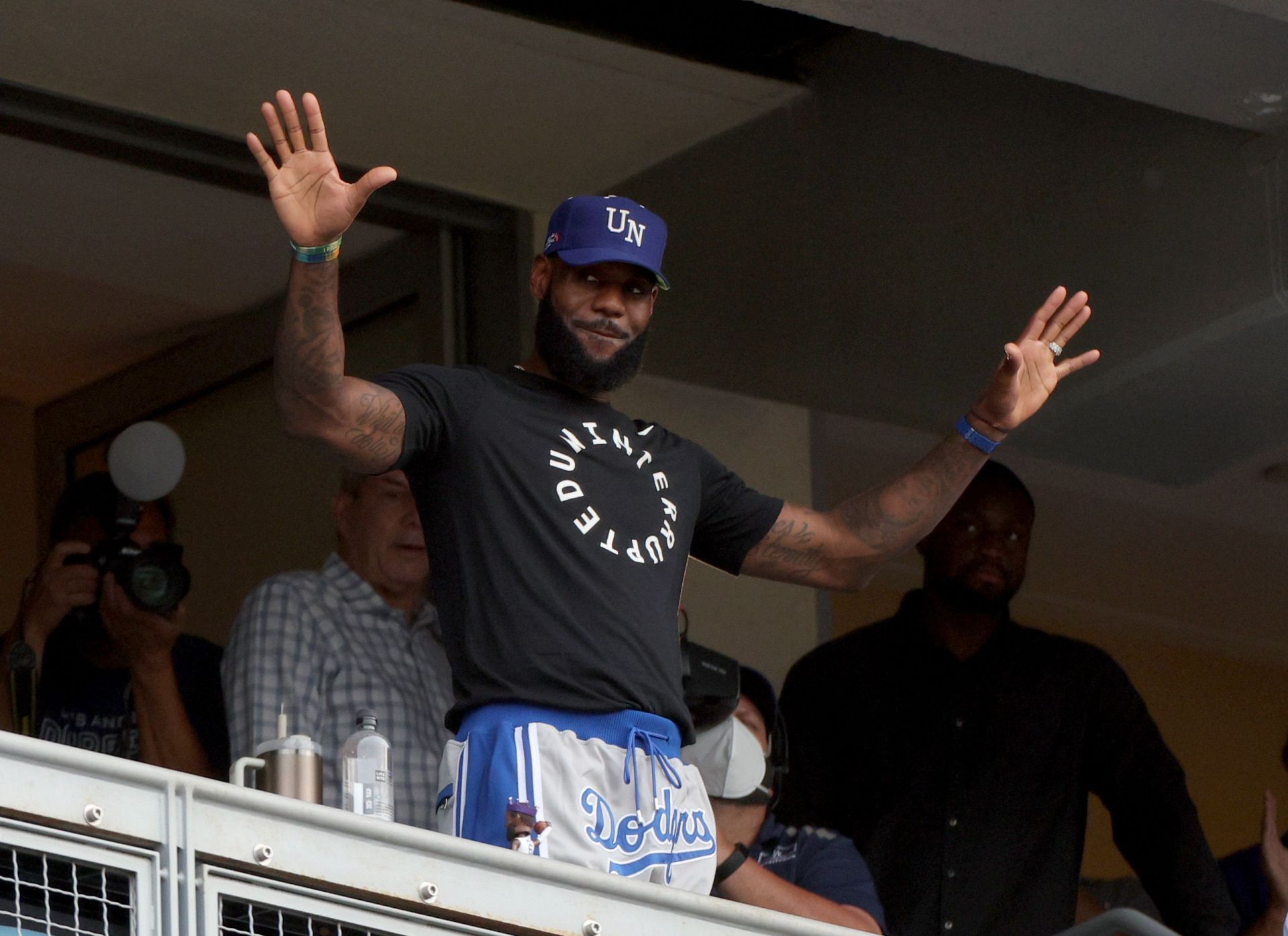 Official los Angeles Lakers Kobe Bryant Lebron James And Dodgers