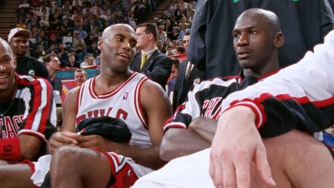 "What am I going to say to my family?": Michael Jordan once declined a 1v1 with Scott Burrell, citing a lack of respect for his game