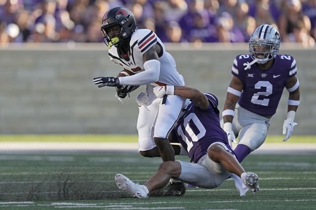 Sanders Vs Riser Spine Risers and sliders from Week 1 of college football: Shedeur Sanders ...