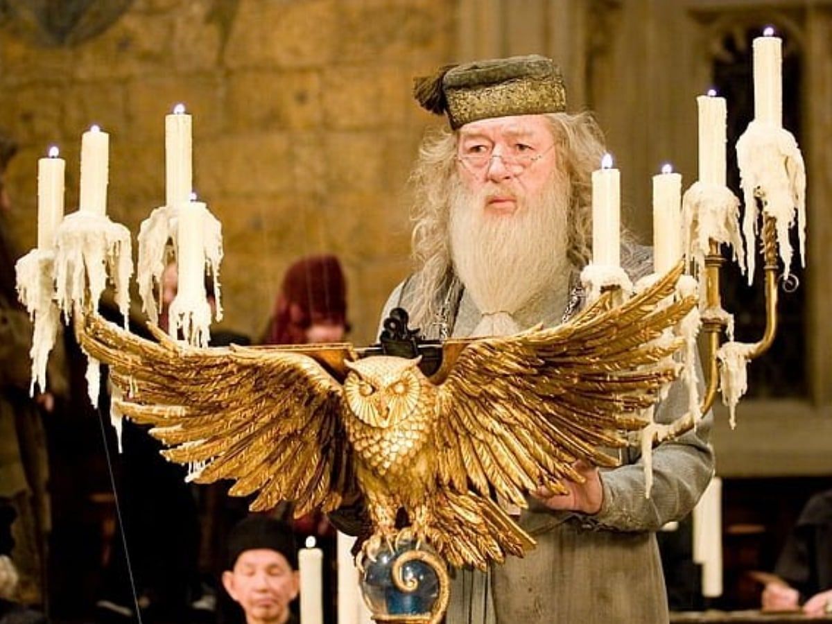 A still of Michael Gambon (Image via WB)