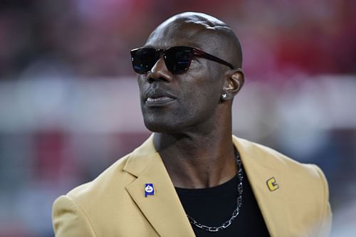 Terrell Owens during Oakland Raiders v San Francisco 49ers