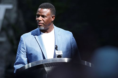 Ken Griffey Jr. was praised by LeBron James