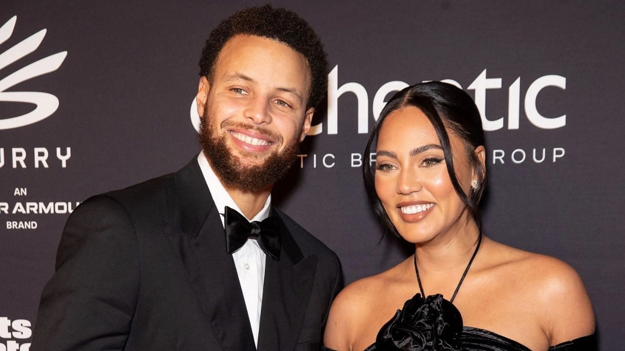 Steph Curry and Ayesha Curry at 2022 Sports Illustrated Sportsperson Of The Year Awards