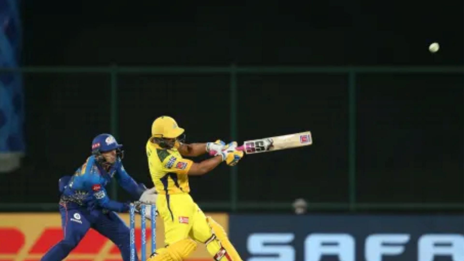 Rayudu en route to his blistering 72 off 27 deliveries against MI.