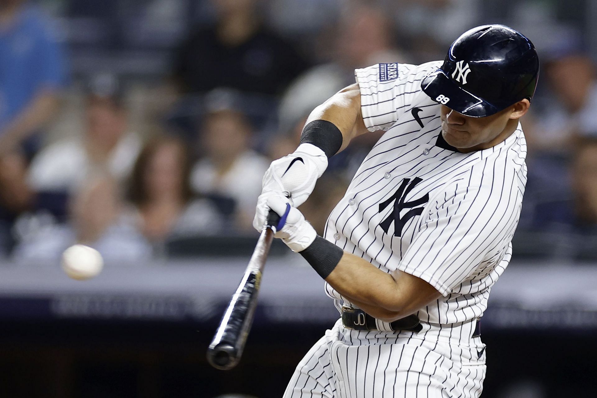 Jasson Dominguez's HR Spree Earns Dual Entry Into Yankees History