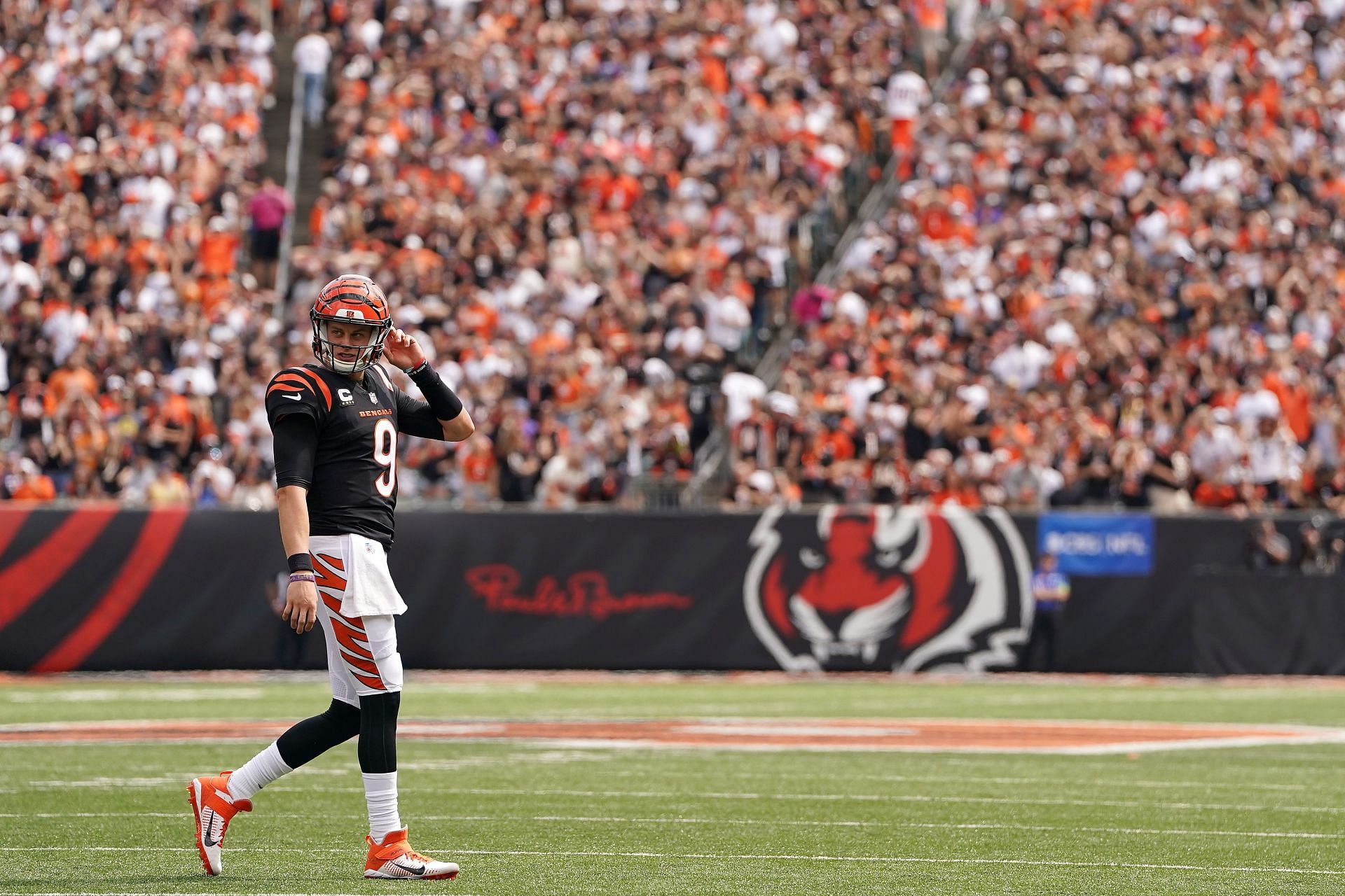 Baltimore, United States. 11th Oct, 2020. Cincinnati Bengals quarterback  Joe Burrow (9) throws against the Baltimore Ravens during the first half of  an NFL football game at M&T Bank Stadium in Baltimore