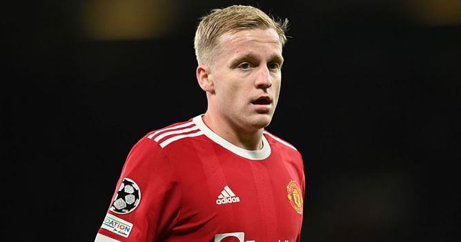 LaLiga side plot surprise move for Manchester United star Donny van de Beek - Reports
