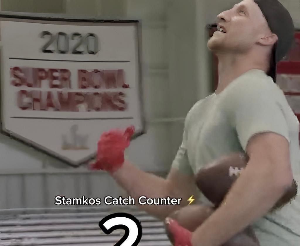 Steven Stamkos shows off his catching prowess with amazing skills display at Buccaneers ground