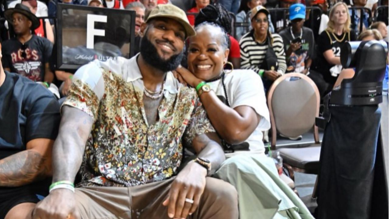 LeBron James and Sheryl Swoopes attending Game 1 of the WNBA Finals.