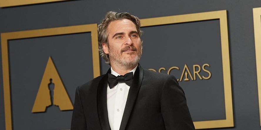 Is Joaquin Phoenix alive?