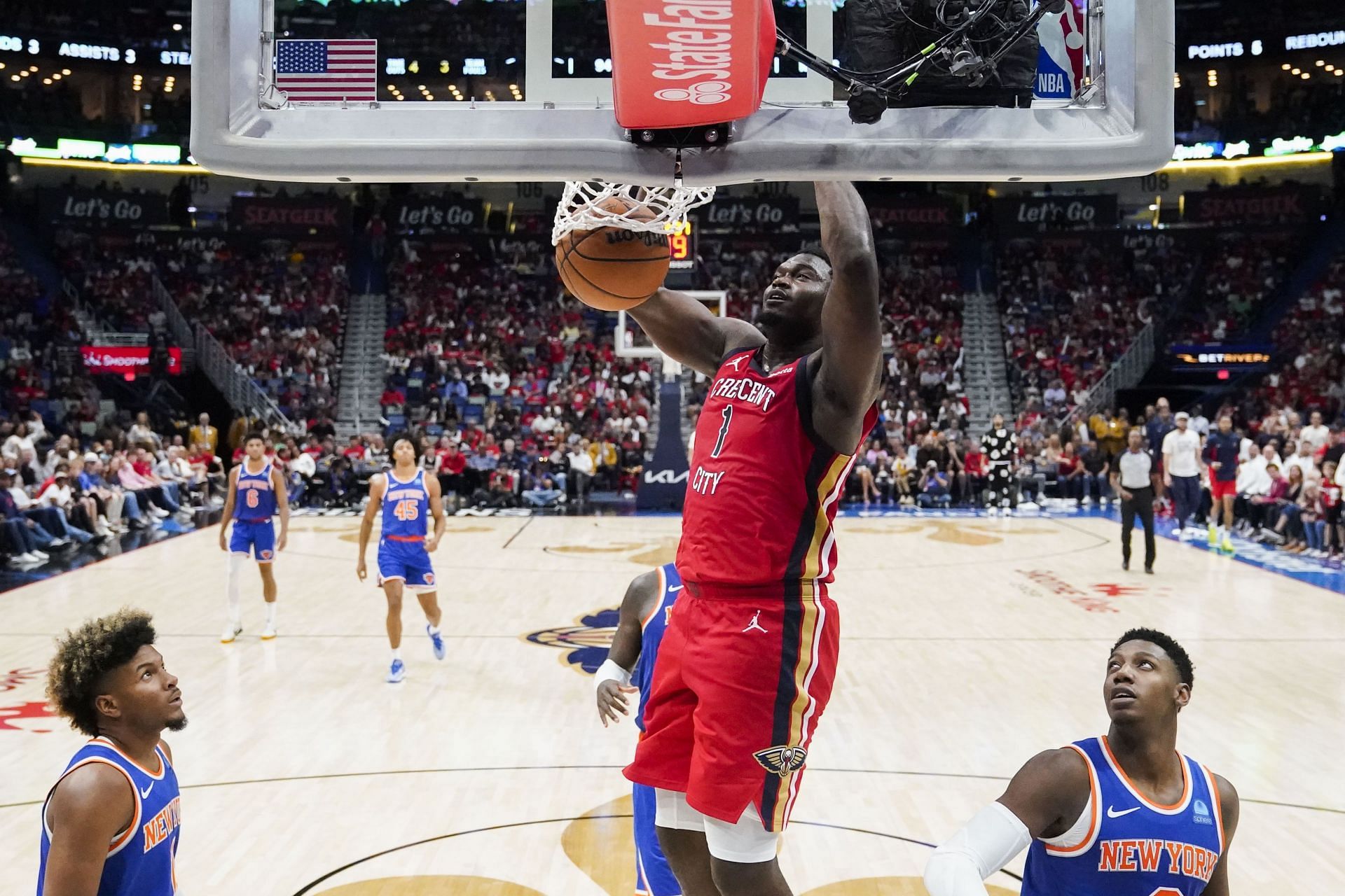 Zion Williamson of the New Orleans Pelicans against the New York Knicks