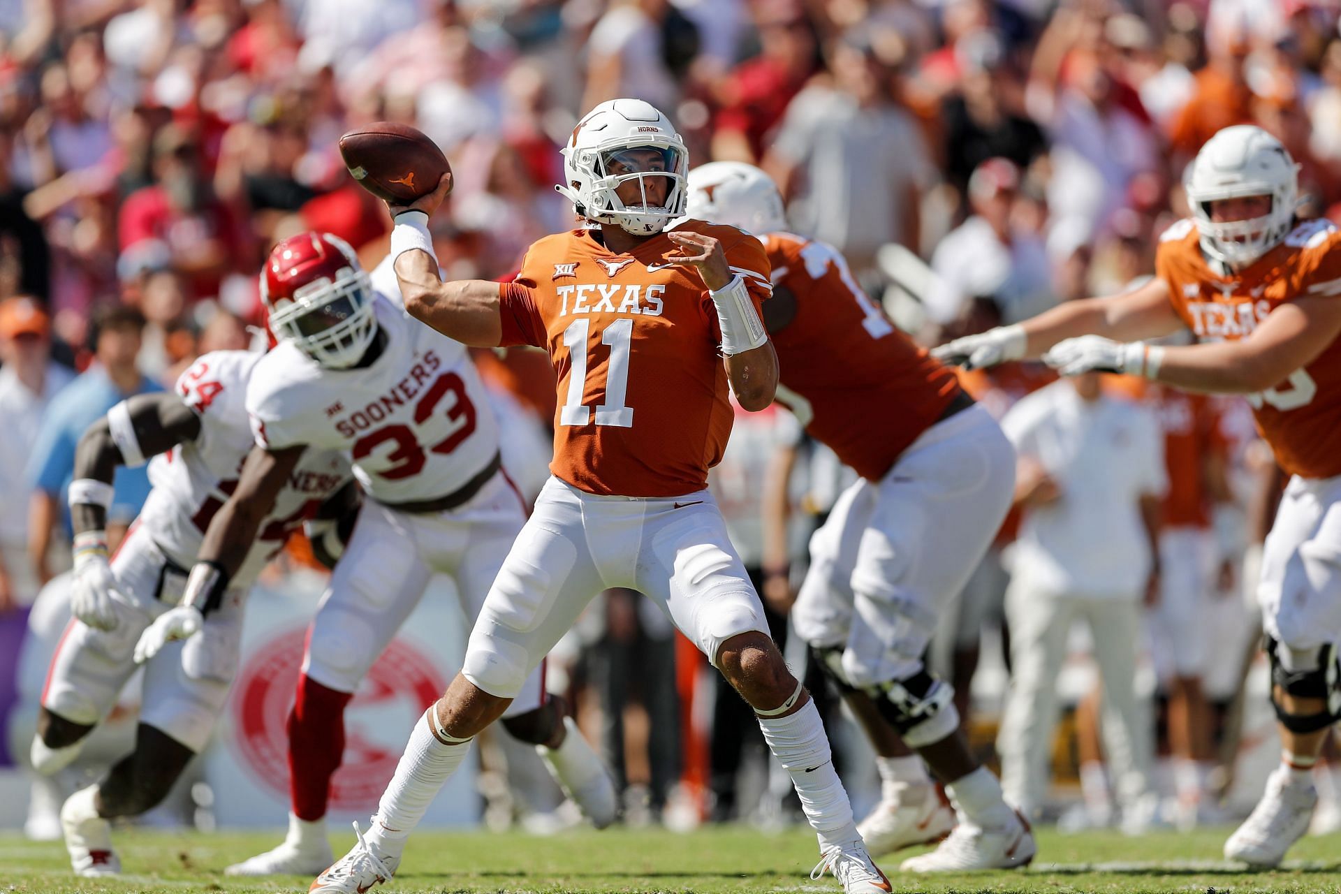 Why is TexasOU called the Red River Showdown? Who leads, past scores