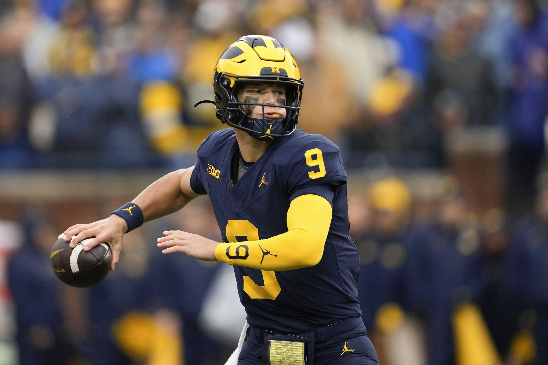 Michigan Football&#039;s J.J McCarthy, hailed as the best Wolverines QB by Coach Jim Harbaugh