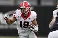Georgia Vanderbilt Football: Georgia tight end Brock Bowers (19) runs with the ball after a catch against Vanderbilt in the first half of an NCAA college football game Saturday, Oct. 14, 2023, in Nashville, Tenn. (AP Photo/George Walker IV)