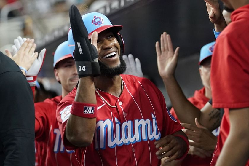 Miami Marlins make Dunkin' run before Chicago Cubs game