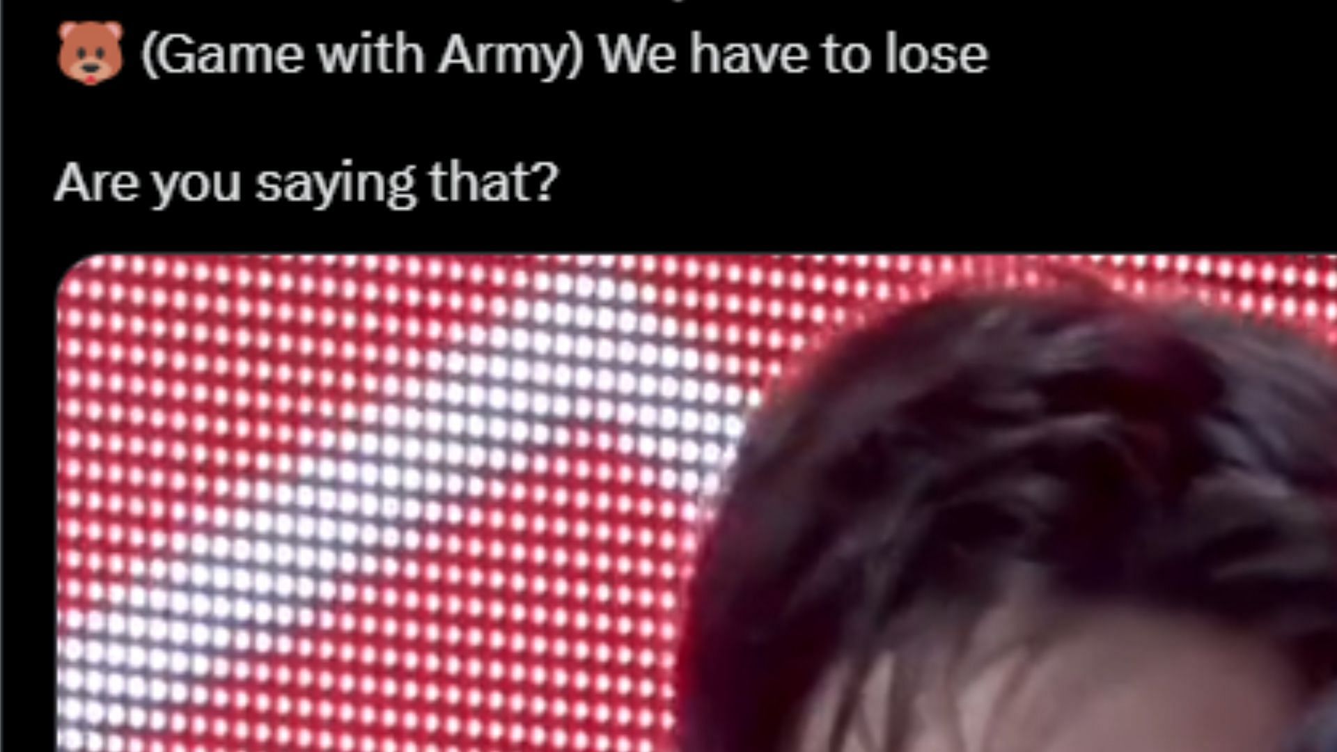 A Korean BTS fan tried to guess what Taehyung was telling Jimin (Image via X/@aka_mombo)