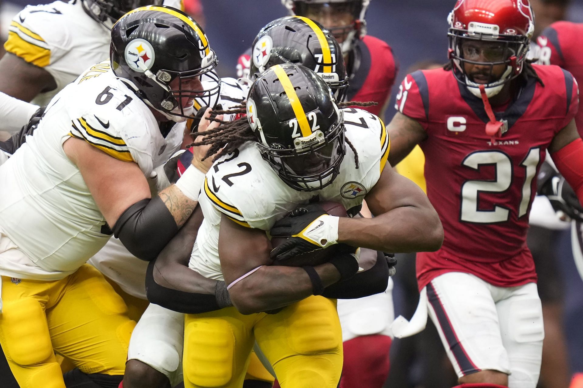 Steelers' Najee Harris reveals he's dealing with Lisfranc sprain