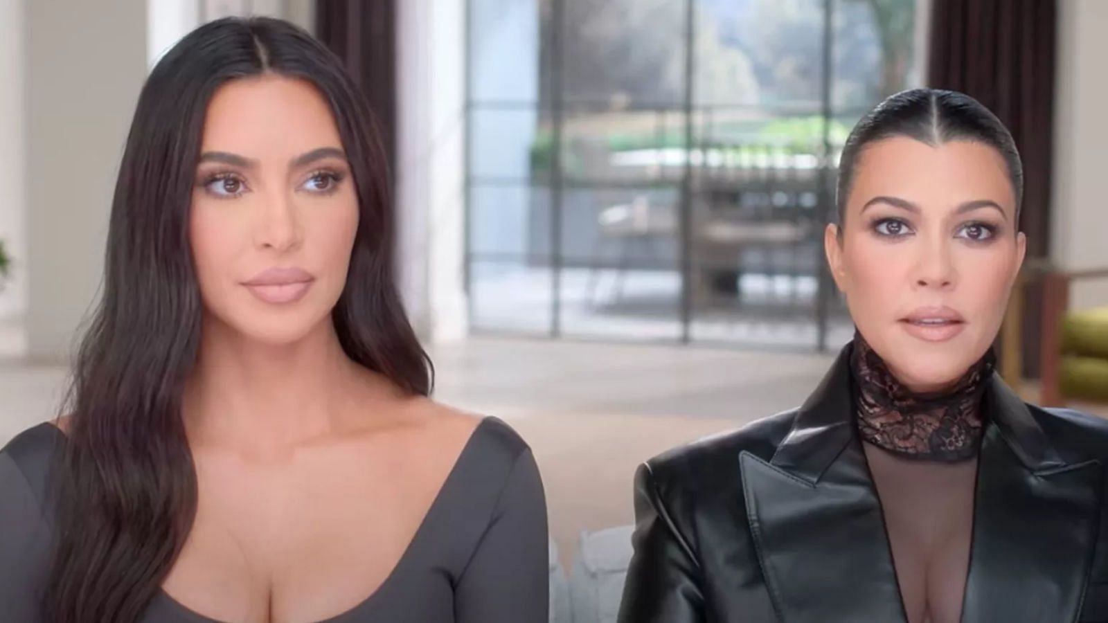Kim Kardashian and Kourtney Kardashian (Image via Hulu)