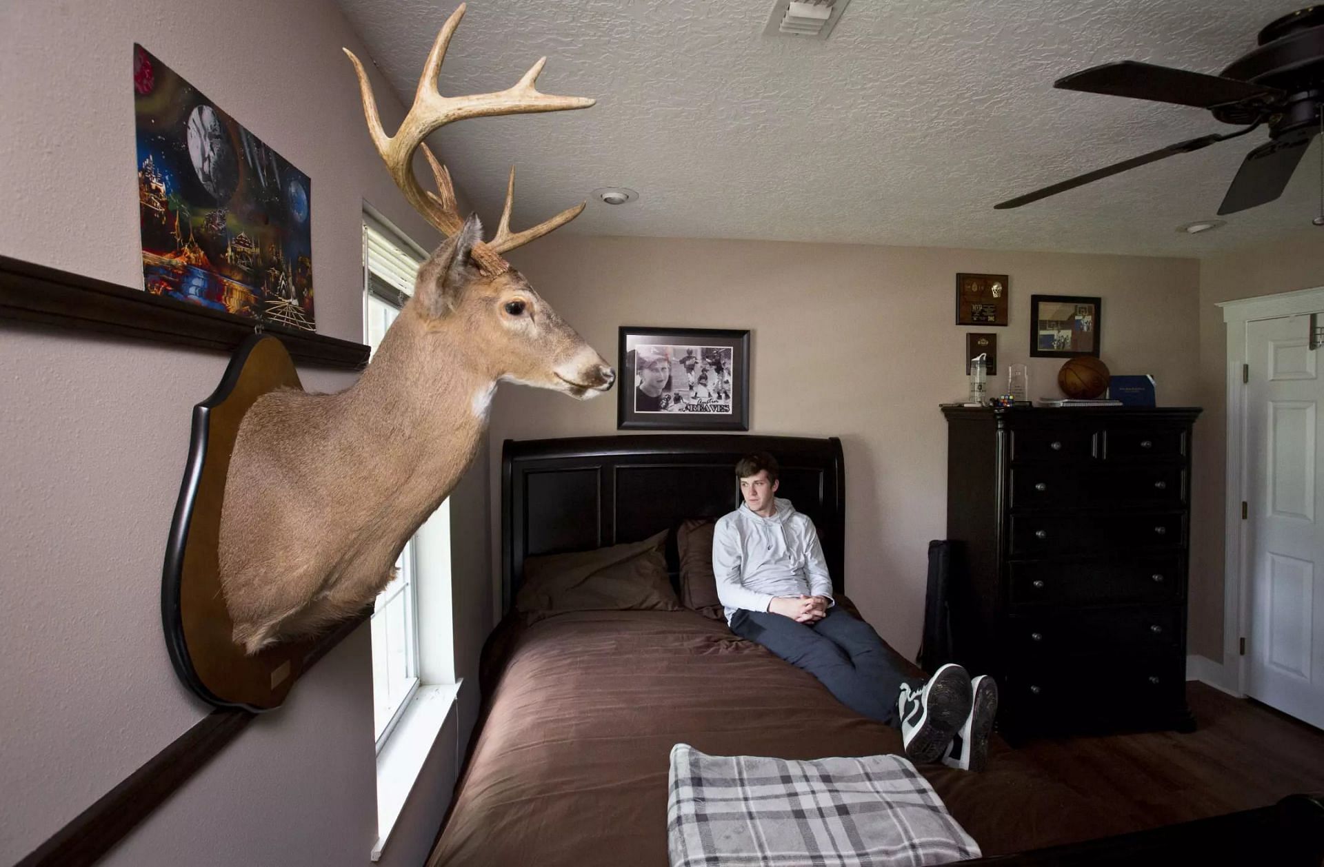 Austin Reaves at the family house in Newark, Arkansas (Photo credit: Steven Jones / For The Times)