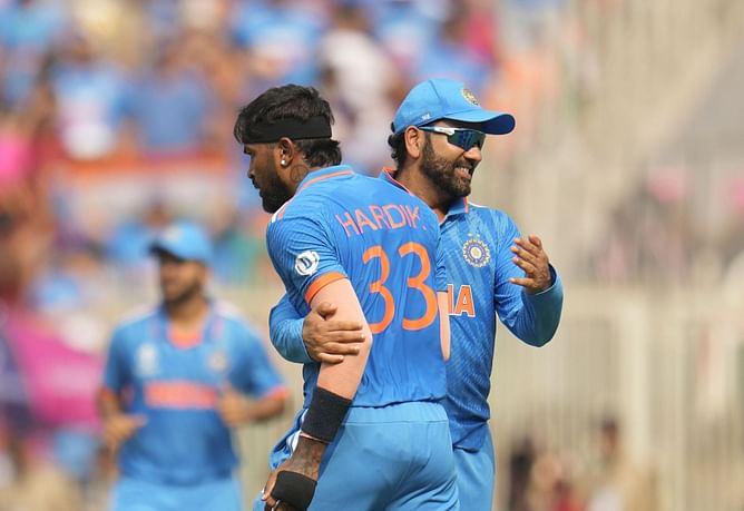 "It is a great help for the captain if a bowler captains his overs" - Deep Dasgupta on Hardik Pandya as a bowling positive for India in World Cup 2023