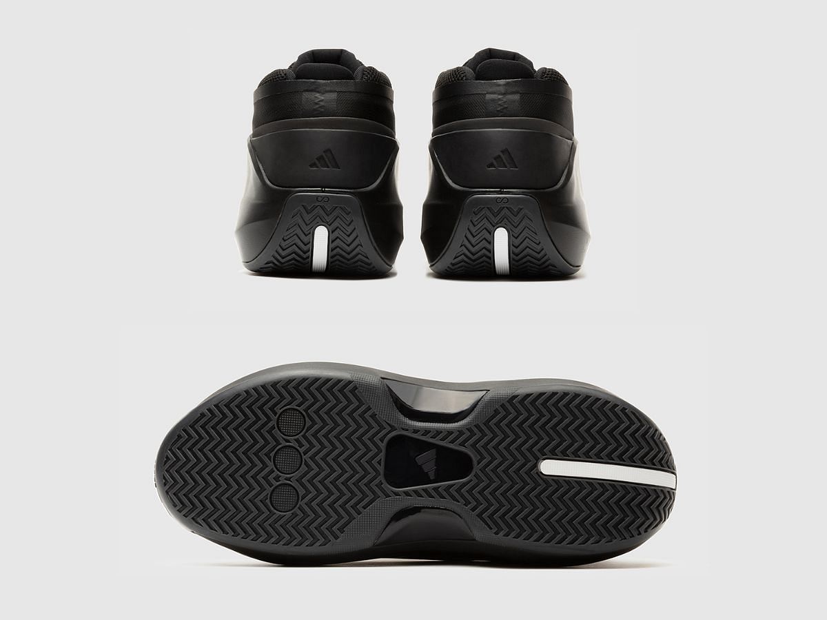 A closer look under the Crazy 1 IIInfinity &ldquo;Triple Black&rdquo; (Image via Adidas)