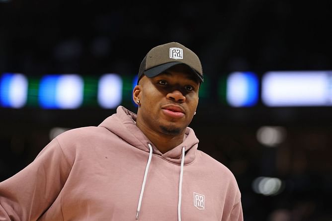 "Think I'm going to get some?": Giannis Antetokounmpo leaves his brothers in splits after asking Mariah Riddlespringer 'PG13' question