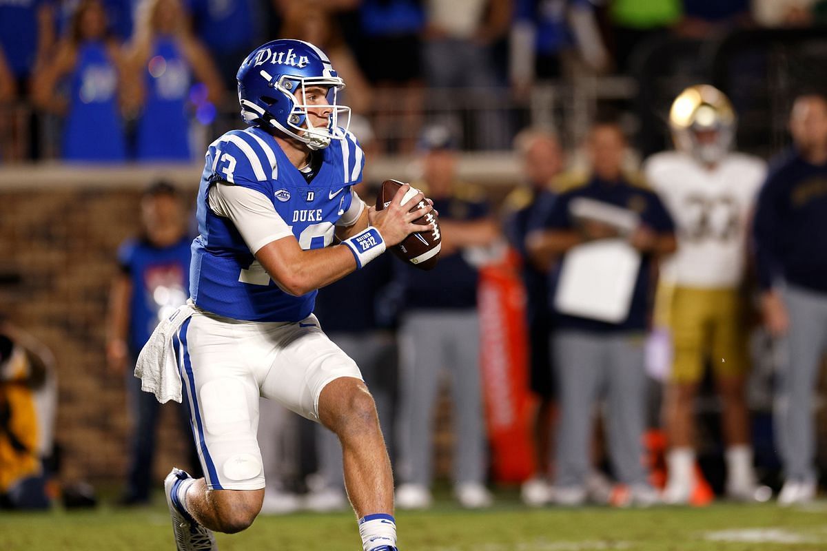 Riley Leonard injury update: Duke QB exits game vs. FSU with ankle injury -  DraftKings Network