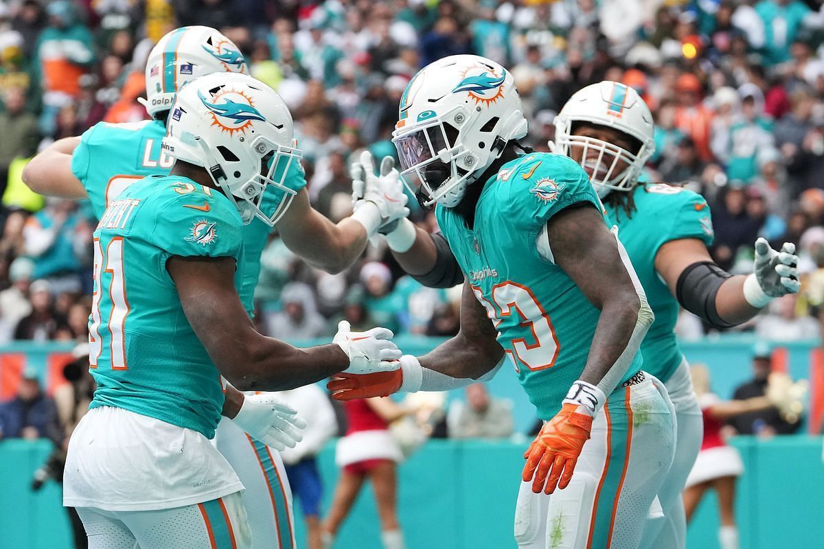 Miami Dolphins Week 8 injury report vs. Patriots: Latest updates on Raheem Mostert, Jaylen Waddle, Tyreek Hill and more