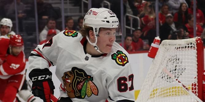 What happened to Sam Savoie? What we know so far about Blackhawks prospect's injury