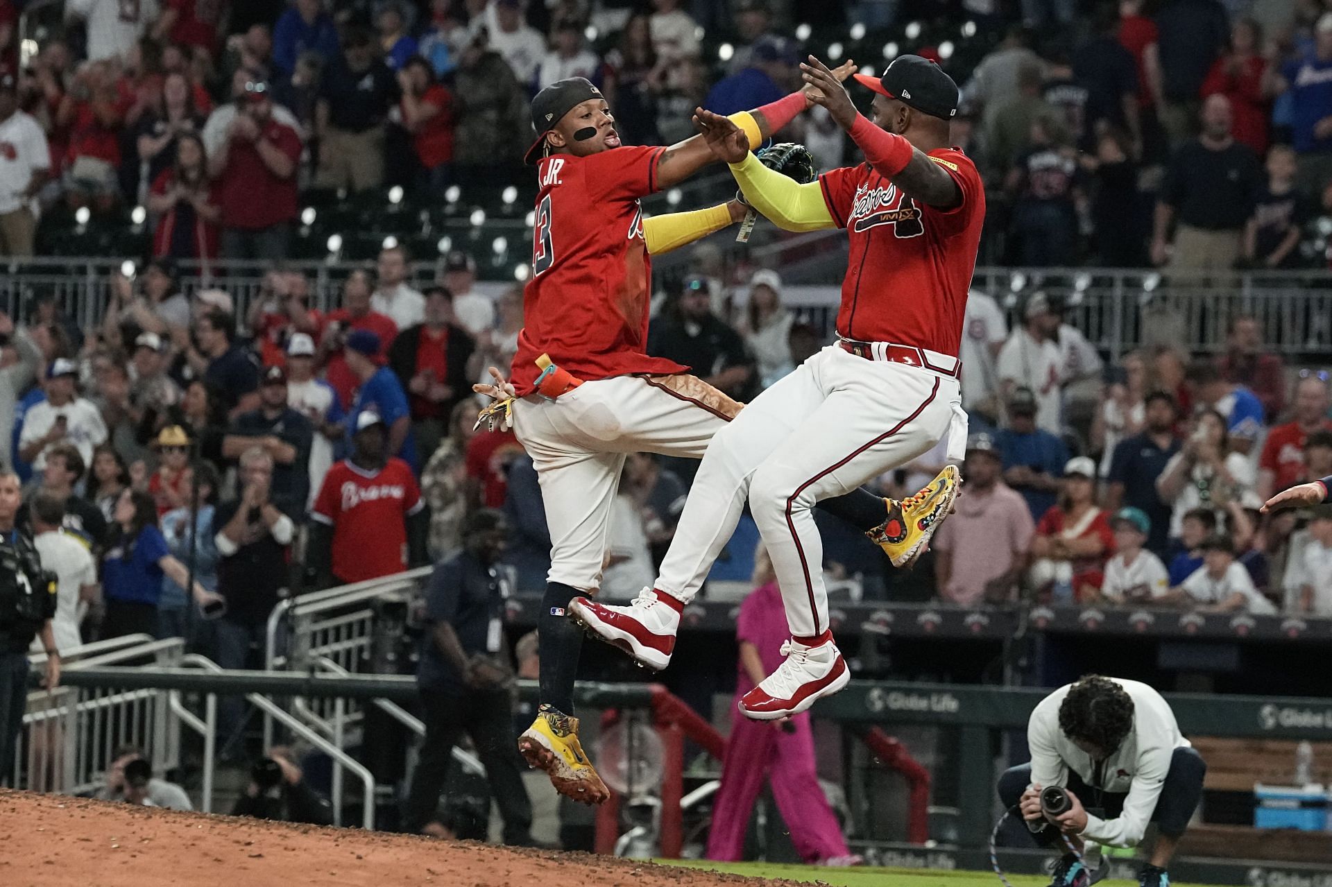 Atlanta Braves' Second Baseman Ozzie Albies Joins Rogers Hornsby in MLB  History Books - Fastball