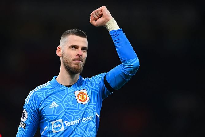 Manchester United plot shock move to bring back David de Gea on a free transfer - Reports