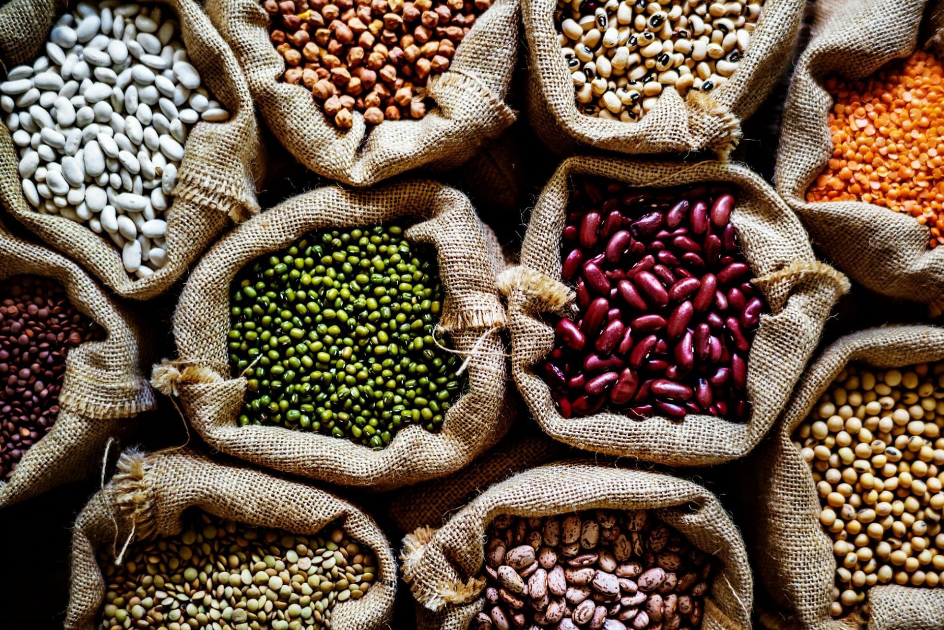 Pulses (Image by rawpixel.com on Freepik)