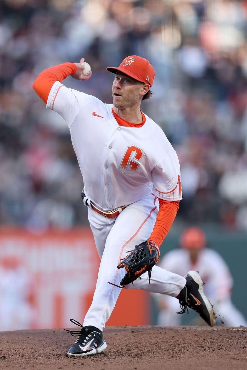 Former Gator Baseball Star Anthony DeSclafani Signs a New Contract