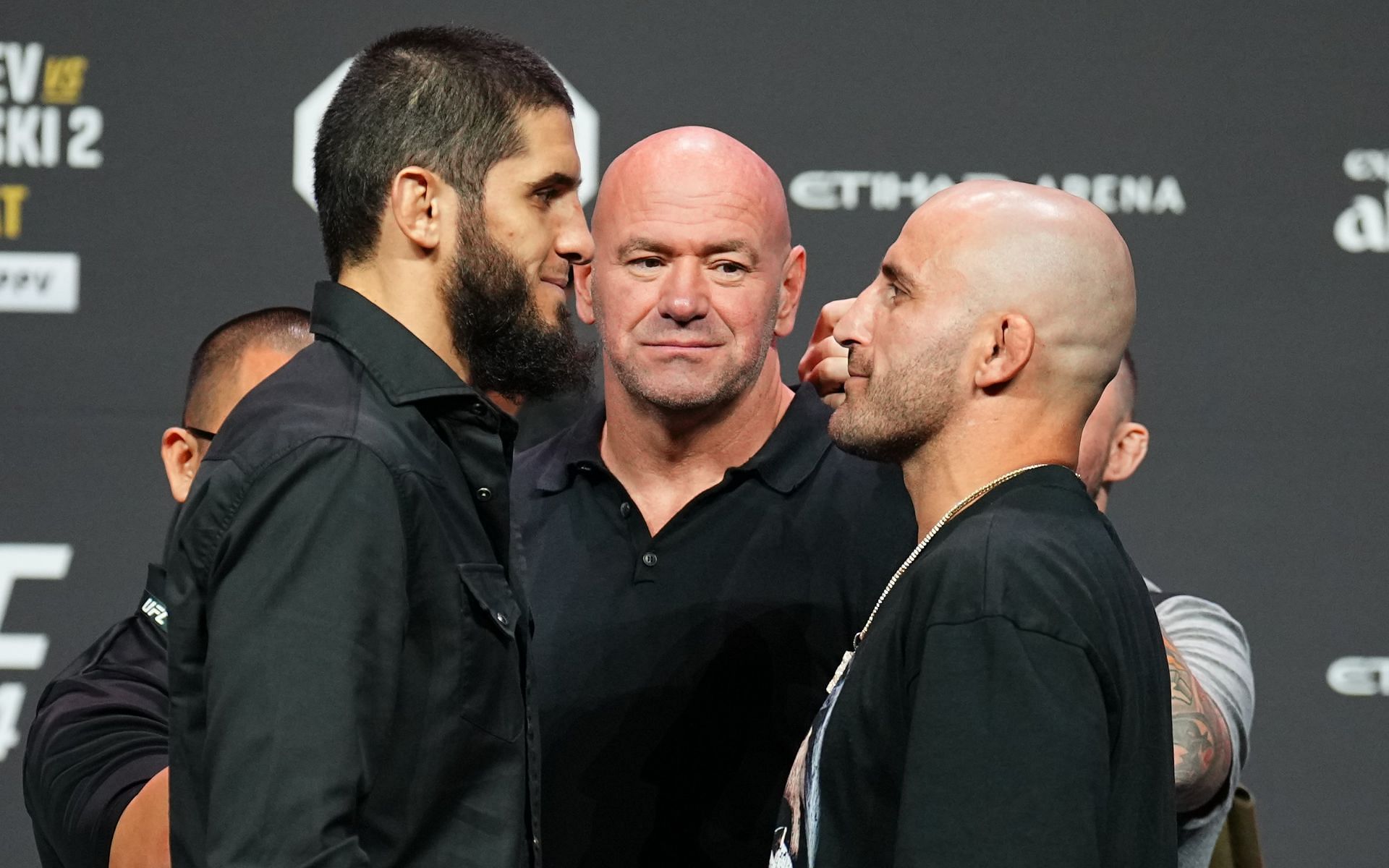When will Islam Makhachev and Alexander Volkanovski weigh in for their big fight this weekend? [Image Credit: @ufc on Twitter]