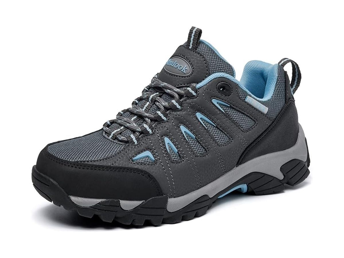 The SHULOOK Hiking shoes for women (Image via Amazon)