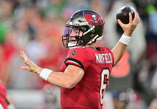 Baker Mayfield attempts a pass against the Philadelphia Eagles