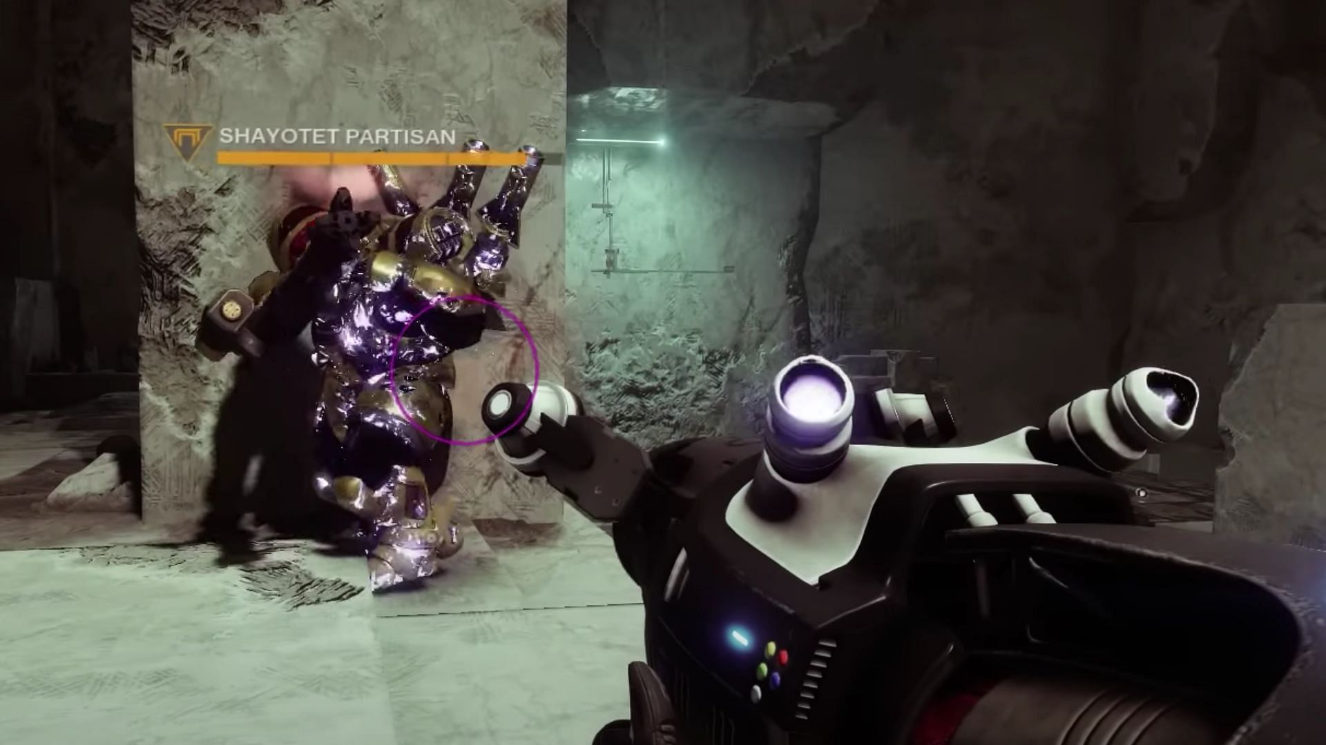 Debuffing enemy using tractor cannon (Image via Bungie)
