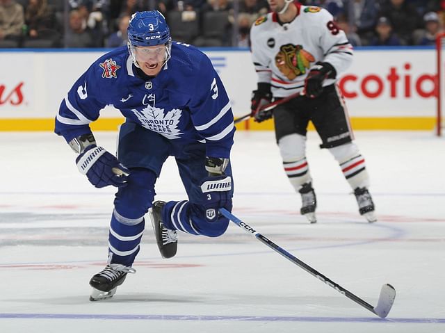 Chicago Blackhawks v Toronto Maple Leafs