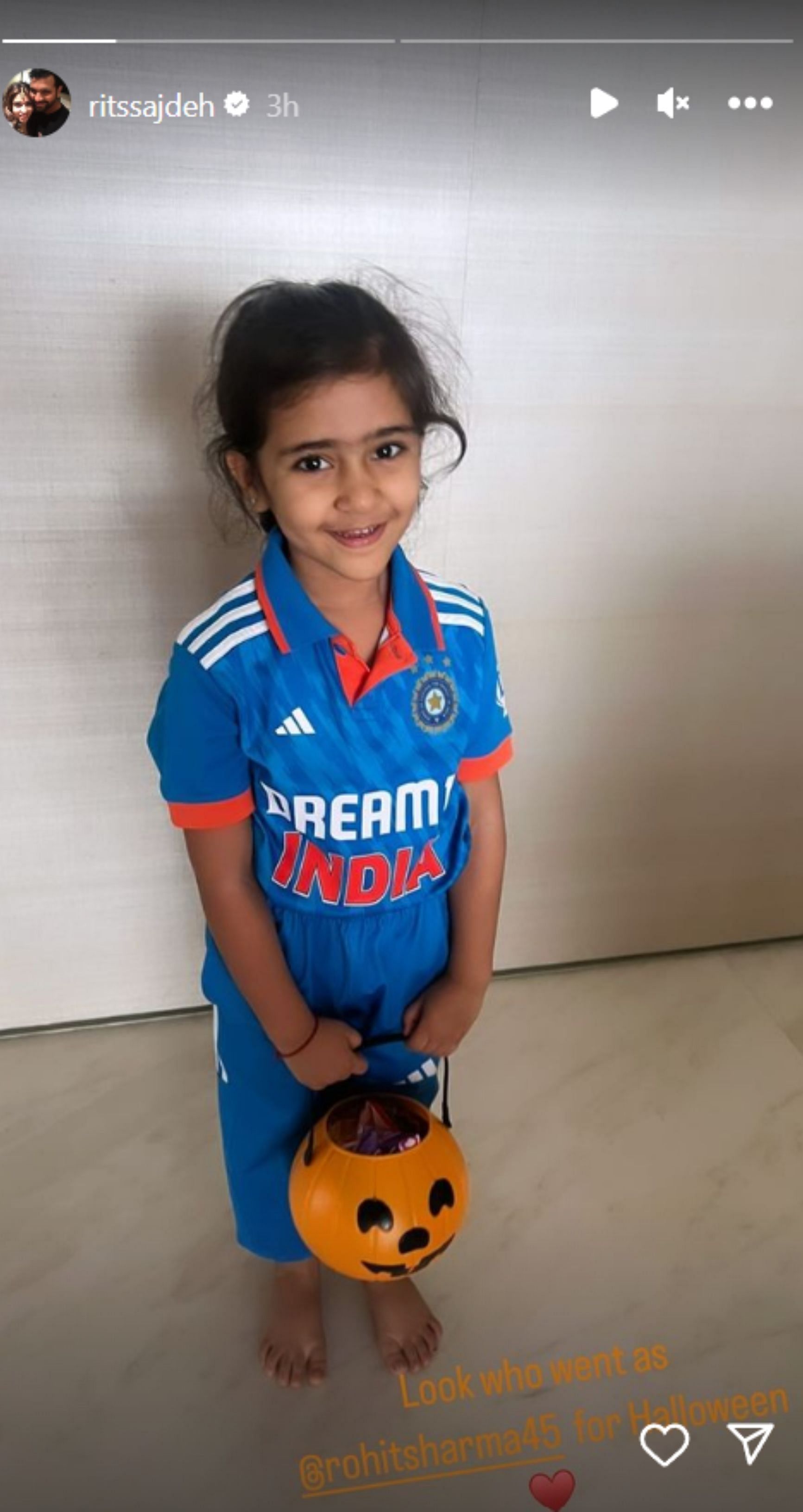 Rohit Sharma's daughter dresses as her father for Halloween