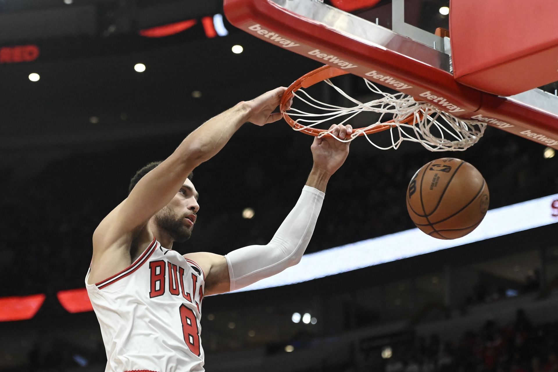 Chicago Bulls: Ranking Zach LaVine amid top 10 2019 in-game dunkers